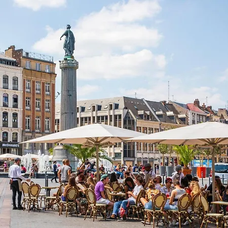 3 Bedroom Duplex Apartment, Center * Lille